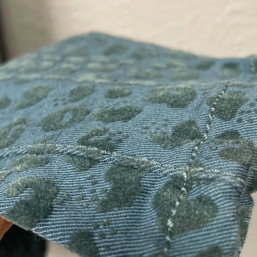 Pilcro And The Letterpress Blue Velvet Leopard Print Pants Women's Size … - Picture 5 of 16